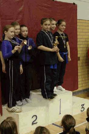 Lizzie, Laura & Ellie - winning team
