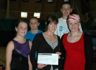 Presentation of cheque to Georgia